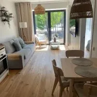 Albatross Beach Apartment - SPA, Sea and Forest, hotel in Ķesterciems