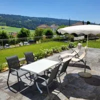 Les petits Rosiers, hotel v destinaci Tramelan
