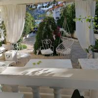 STUDIO APARTMAN villa JURAS, hotel u gradu Ba&scaron;ka