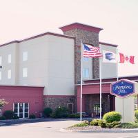 워터타운 Watertown International - ART 근처 호텔 Hampton Inn Watertown