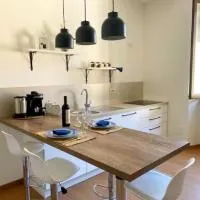 Casa Margherita, nuovo appartamento in centro, khách sạn ở Menaggio