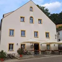 Gasthof zum Lehnerwirt GmbH, hotel u gradu 'Breitenbrunn'