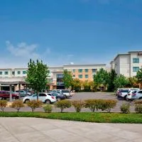 Residence Inn by Marriott Portland Airport at Cascade Station, hotel di Portland