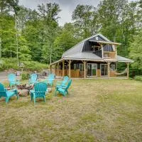 Secluded Marathon Hideaway w/ Fire Pit + Views!、Marathonのホテル