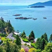 Vancouver sea view Palace inn、ウエスト・バンクーバーのホテル