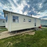 Lovely 6 Berth Caravan At Seawick Holiday Park In Essex Ref 27008s