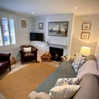Stylish 3BR Cowes Cottage Close To The Waterfront