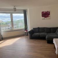 central two bedrooms apt for 4-6, hotel in Pleasance, Edinburgh