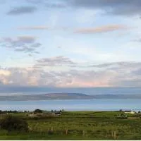 Tullyally's View, hotel v destinaci Red Castle