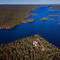 Arctic Lodge Hetan Kota, hótel í Enontekiö