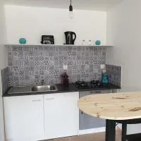 Studio indépendant، فندق في بريزير