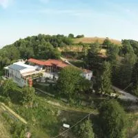 Agriturismo Ca 'd Tistu โรงแรมในSan Benedetto Belbo