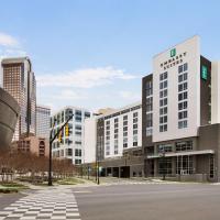 Embassy Suites by Hilton Charlotte Uptown, hotel in Downtown Charlotte, Charlotte