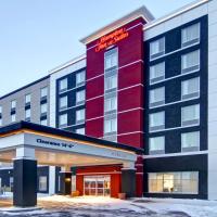 Hampton Inn & Suites by Hilton Grande Prairie, hotel malapit sa Grande Prairie Airport - YQU, Grande Prairie