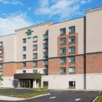 Homewood Suites By Hilton Ottawa Airport, хотел в Отава