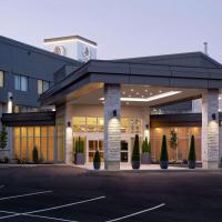 Doubletree By Hilton Montreal Airport, hotel near Montreal-Pierre Elliott Trudeau International Airport - YUL, Dorval
