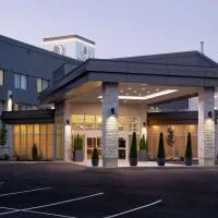 Doubletree By Hilton Montreal Airport、ドルバルにあるモントリオール・ピエール・エリオット・トルドー国際空港 - YULの周辺ホテル
