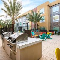 Home2 Suites By Hilton Carlsbad, Ca, hotel near McClellan-Palomar Airport - CLD, Carlsbad