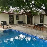 BK's Villa Royal at Kensville Golf & Country Club, hotell Ahmedabadis
