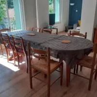 Loue appartement duplex de 90m2 refait à neuf, hotell sihtkohas Villefort