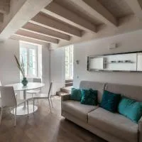 Il Balcone sul Lago by Quokka 360 - Charming Lakeside Apartment in Morcote, hotel en Morcote