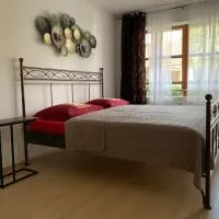 Ferienwohnung mit Terrasse Nähe Bayreuth, khách sạn ở Heinersreuth
