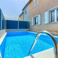 Apartmani Rialto, hotell i Kakma