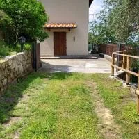 Casa VALGRAZIOSA, hotelli kohteessa Calci