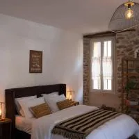 Studio cosy ☆☆☆ au coeur de la Vallée de la Rotja, hotel di Sahorre