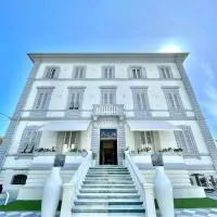 Hotel Tirreno, hotel u gradu 'Marina di Massa'