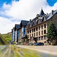 SNÖ Villa de Sallent 3: Formigal'da bir otel