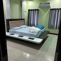 라자문드리 Rajahmundry Airport - RJA 근처 호텔 Sreenilayam Luxury Stay Homes