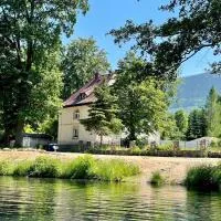 Villa Śnieżka, hotel u gradu 'Kowary'