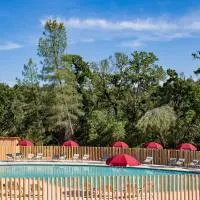 Huttopia Wine Country - Northern California, hotel Lower Lake-ben