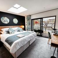 Rooms at The Deck, Penarth, hotel in Cardiff