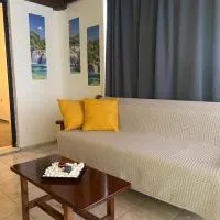 Yellow Beach House, отель в городе Логарас