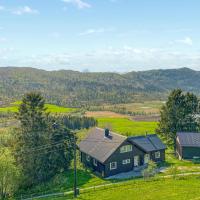 Beautiful Home In Frde With House A Panoramic View, hotel din apropiere de Aeroportul Førde, Bringeland - FDE, Førde