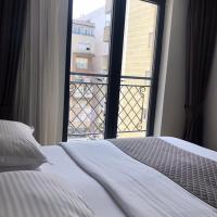 Qama Hotel, hotel in Prishtin&euml;