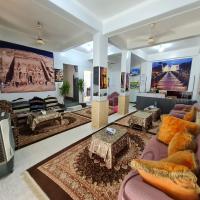 Grand Hotel &Hostel, хотел близо до Летище Luxor International - LXR, Луксор