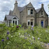 Glen Lyon Lodge Bed and Breakfast, hotel i Nairn