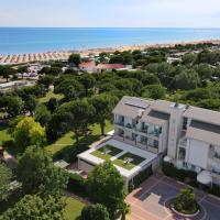 Hotel Hiki 3 Superior, khách sạn ở Bibione Pineda, Bibione