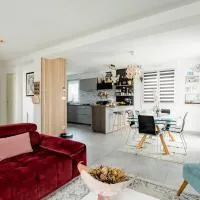 Maison de Vacances Familiale à 15 minutes de Saint-Malo, отель в городе Miniac-Morvan