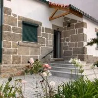 Casa do Bairro, hotel in Seia