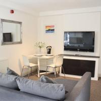 Modern 1 bedroom apartment close to Penzance town centre.