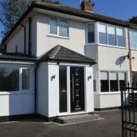 2 miles from Hoylake, 3 Bed House To Let 2 miles from Royal Liverpool Golf Course IN quiet rural area