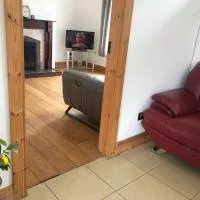 Four Seasons House - Affordable&Quiet Stay in Donegal, hotell sihtkohas Milford