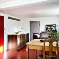 Newly renovated cozy flat close to centre