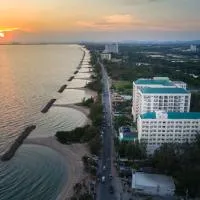 Kantary Bay Hotel And Serviced Apartment Rayong, хотел в Районг