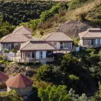 Hotel Selwo Lodge - Animal Park Tickets Included โรงแรมในเอสเตโปนา