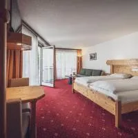 Club Hotel rooms only - by Mountain Hotels, hotel sa Davos